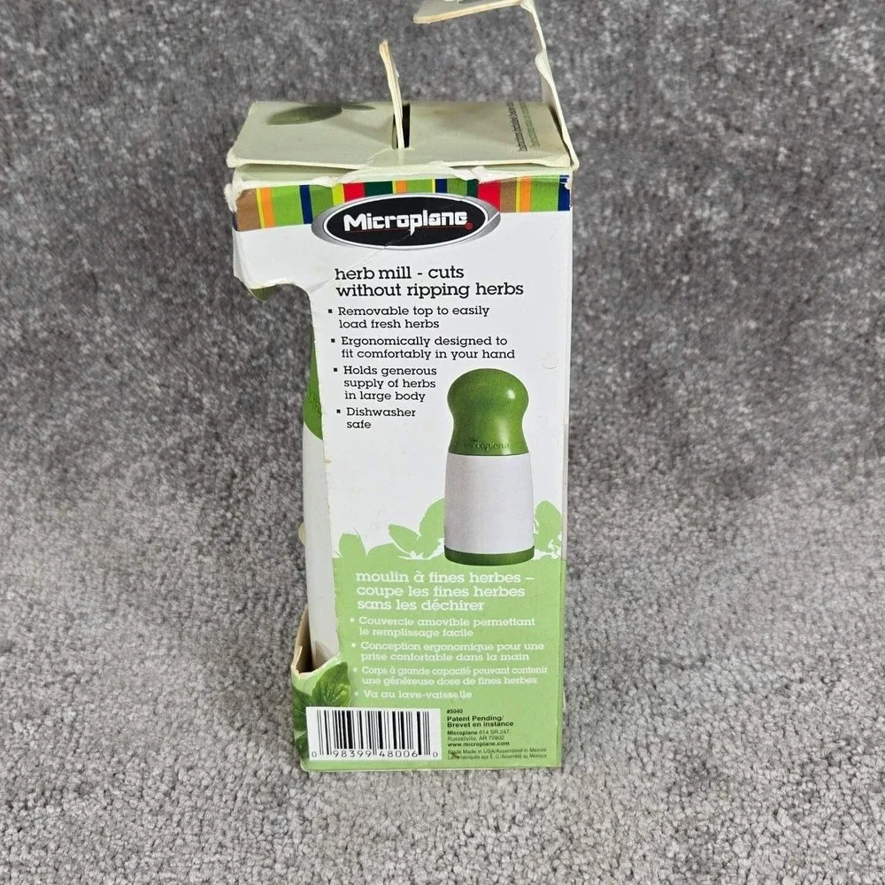 Microplane Herb Mill Green White Scissor Blades Manual Kitchen Tool‎